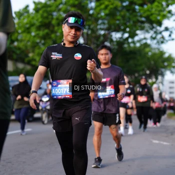 Runner Photo 4141100