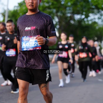Runner Photo 4141108