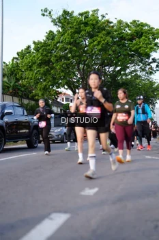 Runner Photo 4141166
