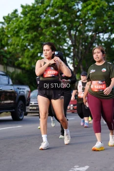 Runner Photo 4141168