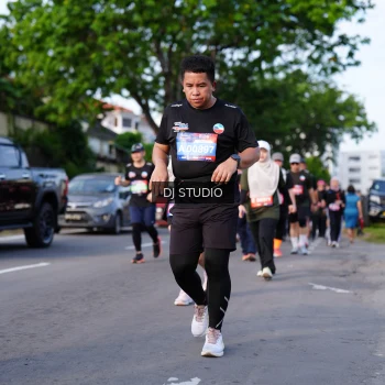 Runner Photo 4141182