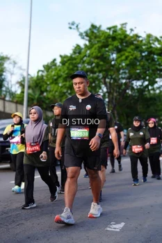 Runner Photo 4141199