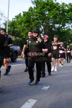 Runner Photo 4141203