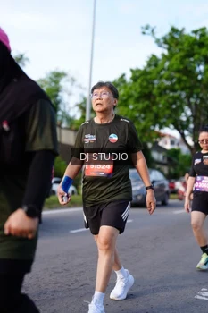 Runner Photo 4141211