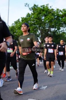 Runner Photo 4141224