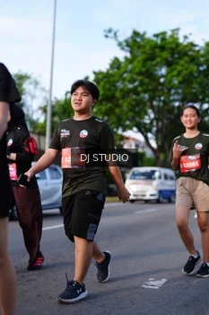 Runner Photo 4141257