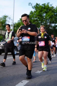 Runner Photo 4141381