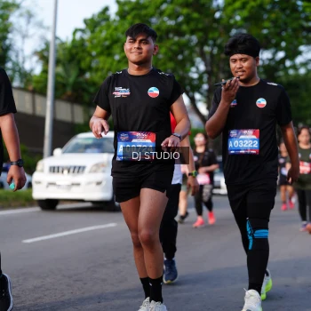 Runner Photo 4141392