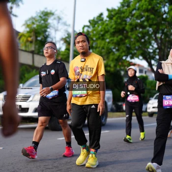 Runner Photo 4141399