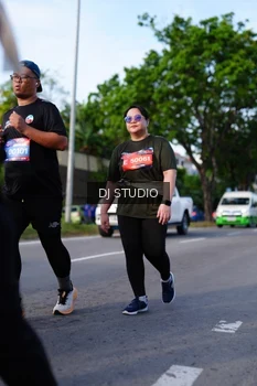 Runner Photo 4141404