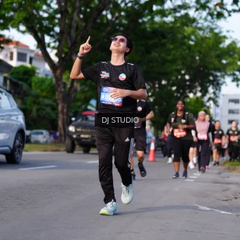 Runner Photo 4141433