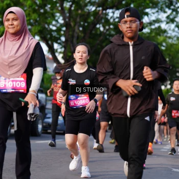 Runner Photo 4141452