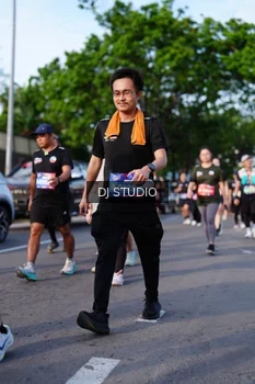 Runner Photo 4141482