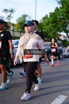 Runner Photo 4141483