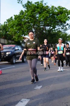 Runner Photo 4141484