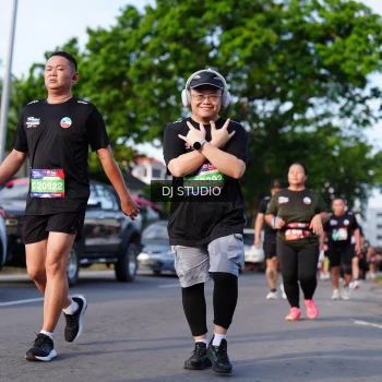 Runner Photo 4141516