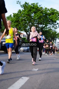 Runner Photo 4141535