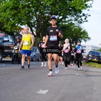 Runner Photo 4141547