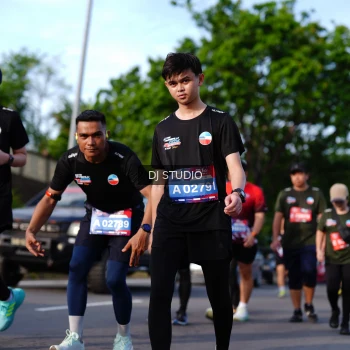 Runner Photo 4141549