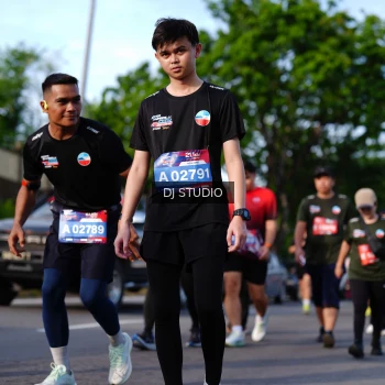 Runner Photo 4141554
