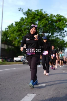 Runner Photo 4141615