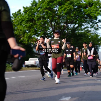 Runner Photo 4141639