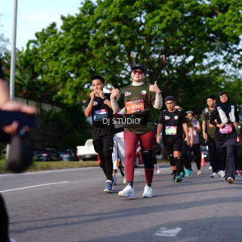 Runner Photo 4141641