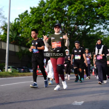 Runner Photo 4141644