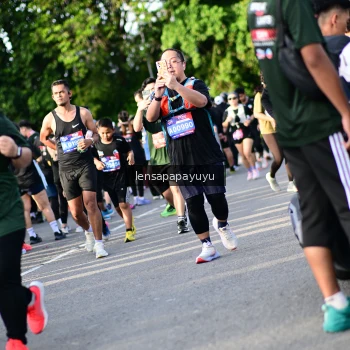 Runner Photo 4141645