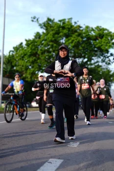 Runner Photo 4141647