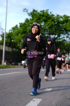 Runner Photo 4141650