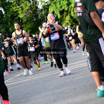 Runner Photo 4141656