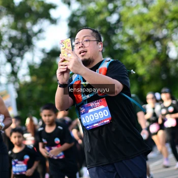 Runner Photo 4141667