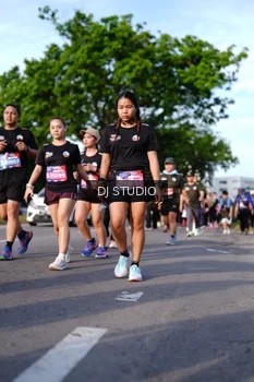 Runner Photo 4141674