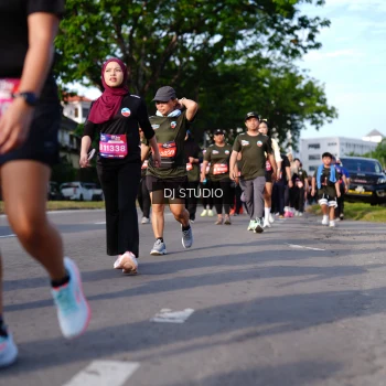 Runner Photo 4141685