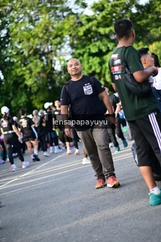 Runner Photo 4141689