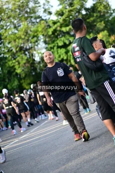 Runner Photo 4141709