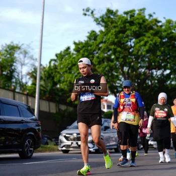 Runner Photo 4141756