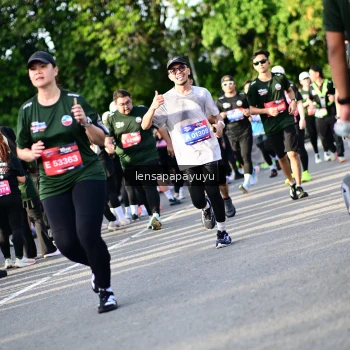 Runner Photo 4141765