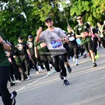 Runner Photo 4141794