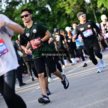 Runner Photo 4141818
