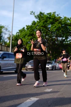 Runner Photo 4141855