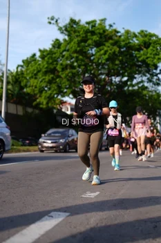 Runner Photo 4141856