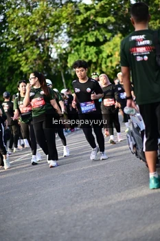 Runner Photo 4141891