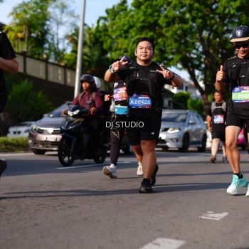 Runner Photo 4141908