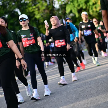 Runner Photo 4141936