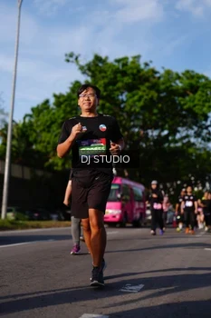 Runner Photo 4141942