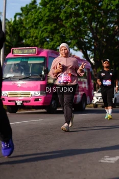 Runner Photo 4141945