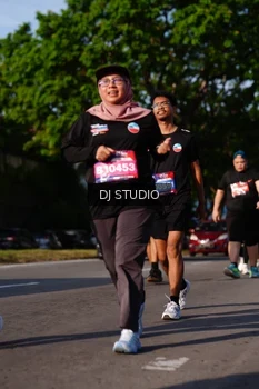 Runner Photo 4141977