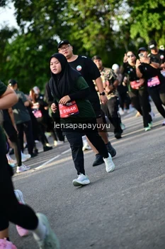 Runner Photo 4142032